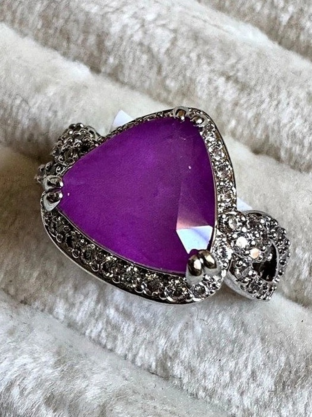 Bomb Party A Thrilling Passion Purple & Silver Ring NWT